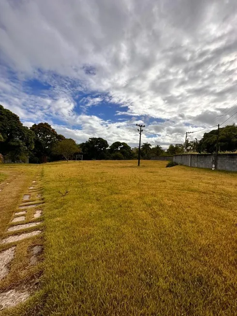 Foto 1 de Lote/Terreno à venda, 30000m² em Jardim Limoeiro, Serra