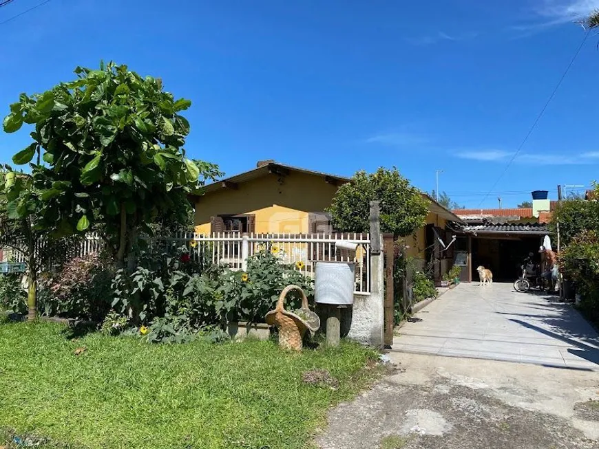 Foto 1 de Casa com 4 Quartos à venda, 130m² em Centro, Cidreira