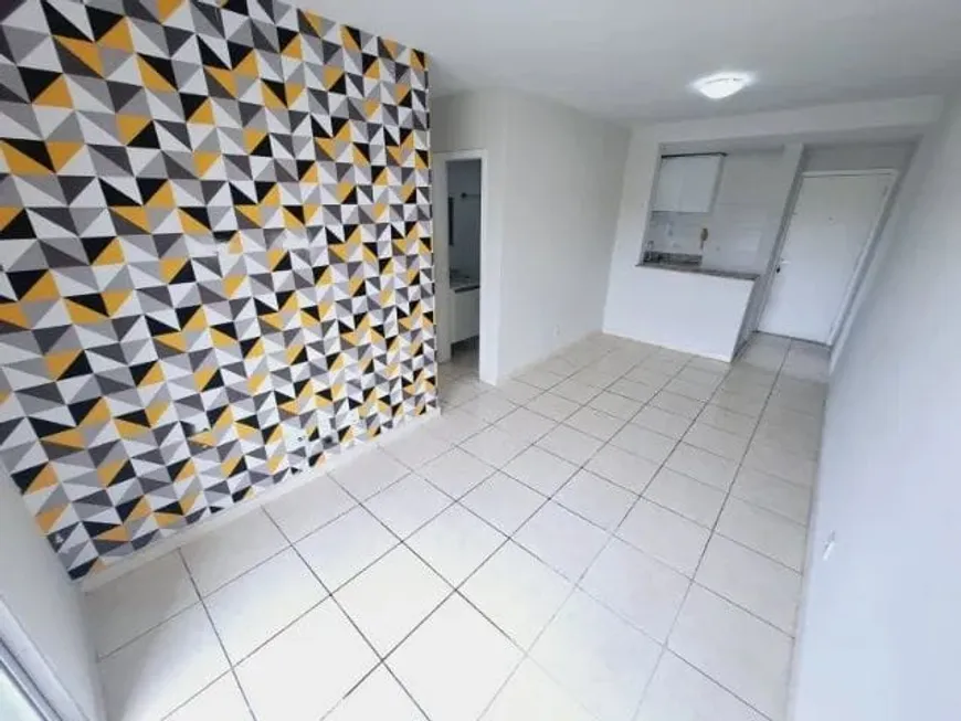 Foto 1 de Apartamento com 3 Quartos à venda, 70m² em Taquara, Rio de Janeiro