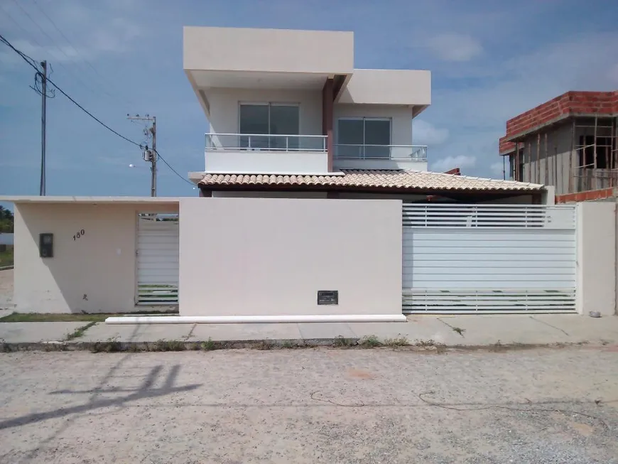 Foto 1 de Casa com 4 Quartos à venda, 265m² em Aruana, Aracaju