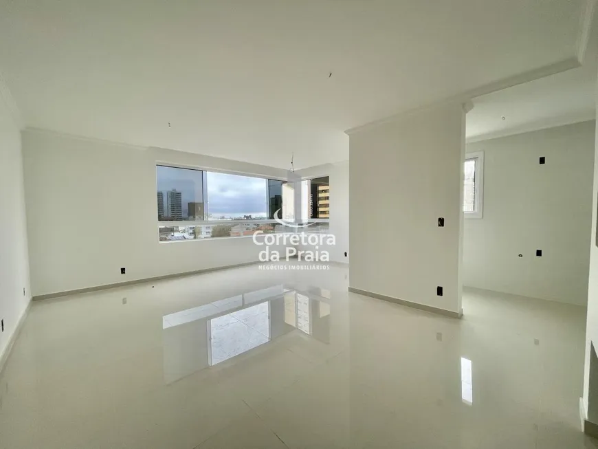 Foto 1 de Apartamento com 3 Quartos à venda, 83m² em Centro, Tramandaí