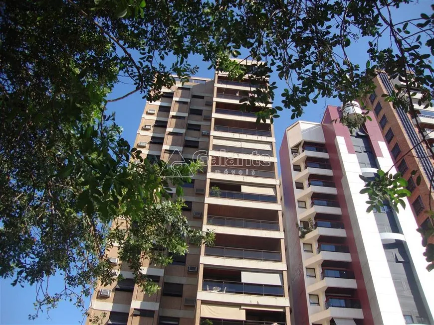 Foto 1 de Apartamento com 3 Quartos para venda ou aluguel, 190m² em Cambuí, Campinas