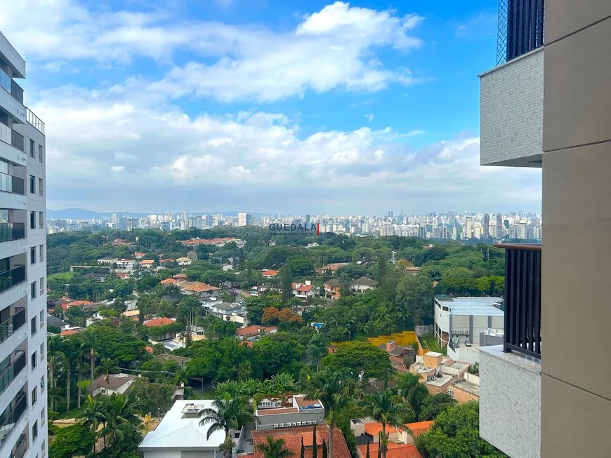 Foto 1 de Apartamento com 4 Quartos à venda, 230m² em Jardim Leonor, São Paulo