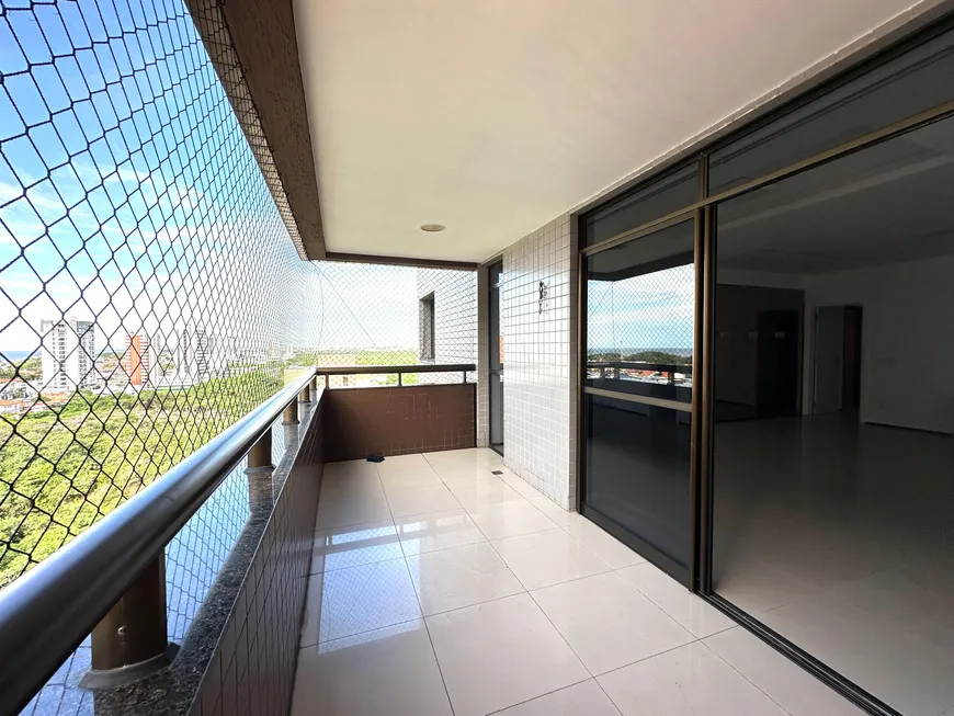 Foto 1 de Apartamento com 3 Quartos para alugar, 175m² em Renascença, São Luís