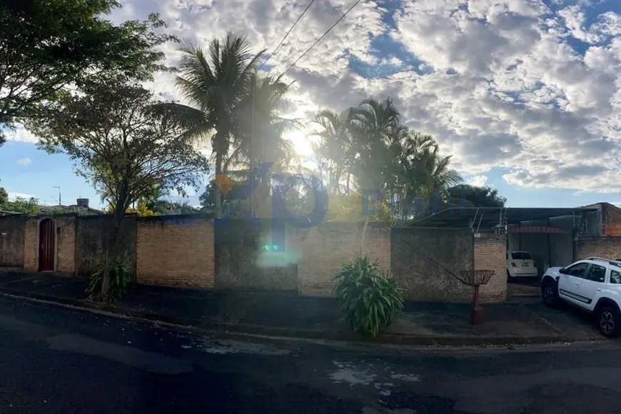 Foto 1 de Casa com 2 Quartos à venda, 128m² em Boa Vista, Uberaba