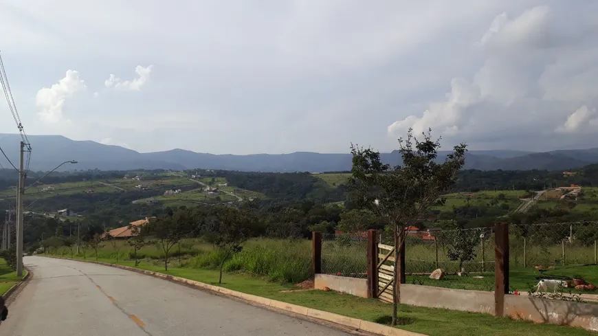 Foto 1 de Casa com 1 Quarto à venda, 1000m² em , Brumadinho