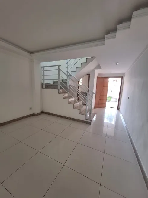 Foto 1 de Casa com 3 Quartos à venda, 180m² em Glória, Macaé