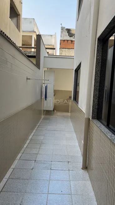 Foto 1 de Casa com 3 Quartos à venda, 280m² em Governador Roberto Silveira, Itaperuna