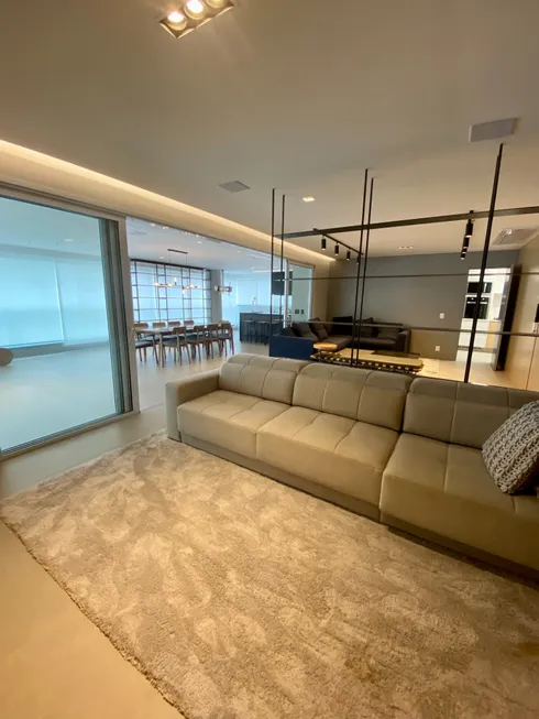Foto 1 de Apartamento com 3 Quartos à venda, 278m² em Moema, São Paulo