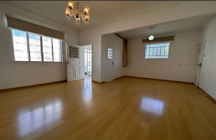 Foto 1 de Casa com 3 Quartos à venda, 270m² em Calafate, Belo Horizonte