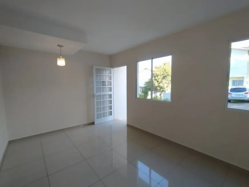 Foto 1 de Casa de Condomínio com 3 Quartos para venda ou aluguel, 90m² em Jardim Belizário, Cotia