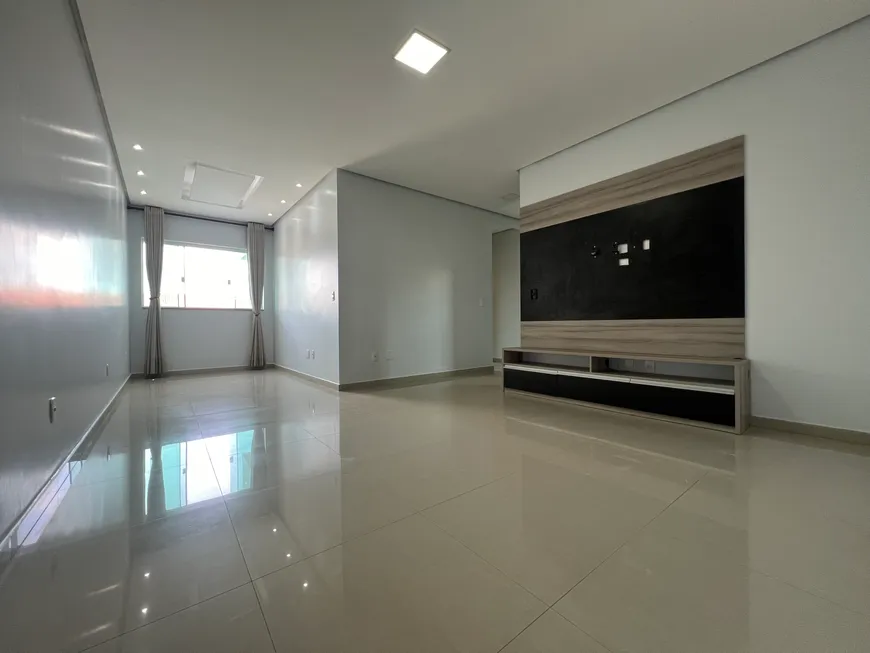 Foto 1 de Apartamento com 2 Quartos à venda, 75m² em Vicente Pires, Brasília