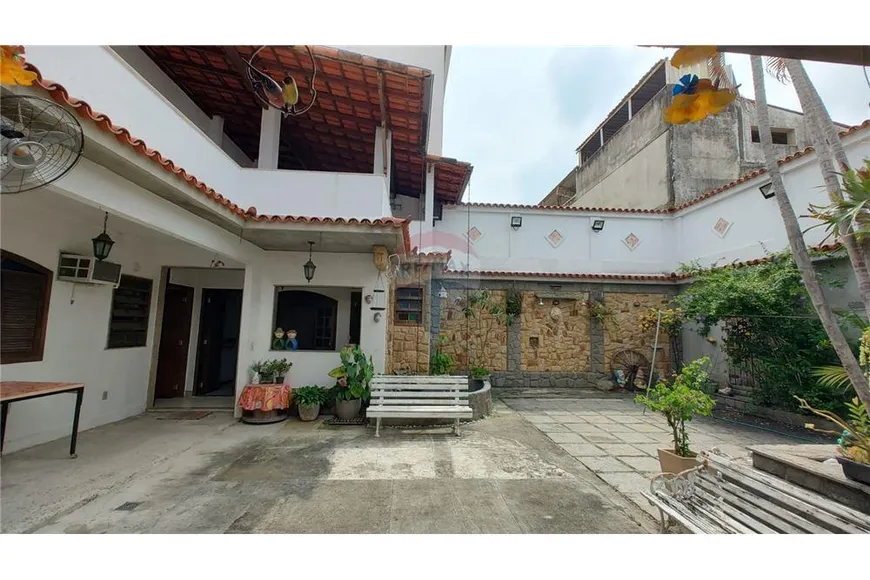 Foto 1 de Casa com 5 Quartos à venda, 454m² em Curicica, Rio de Janeiro