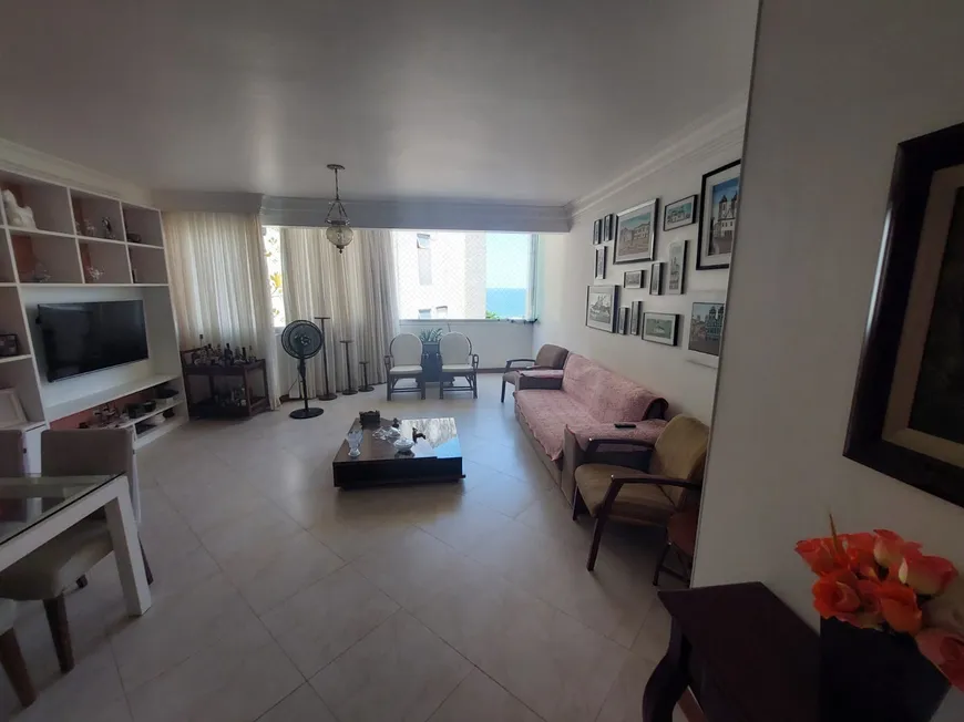 Foto 1 de Apartamento com 3 Quartos à venda, 131m² em Costa Azul, Salvador