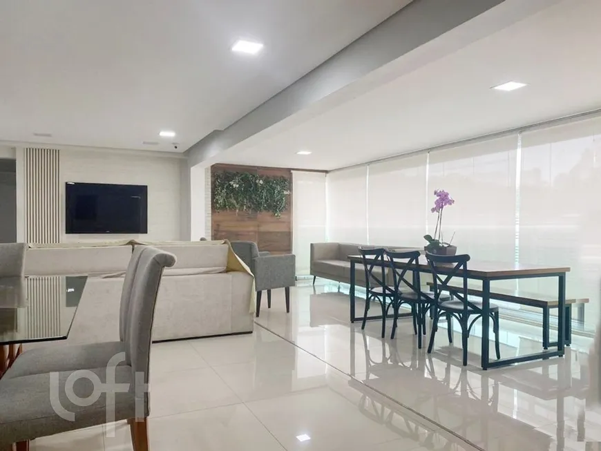 Foto 1 de Apartamento com 3 Quartos à venda, 138m² em Santo Amaro, São Paulo