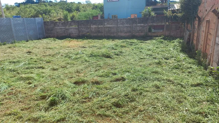 Foto 1 de Lote/Terreno à venda em Vitoriano Veloso, Prados