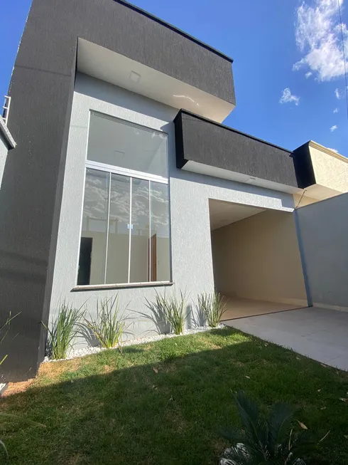 Foto 1 de Casa com 3 Quartos à venda, 225m² em Recanto do Lago, Trindade