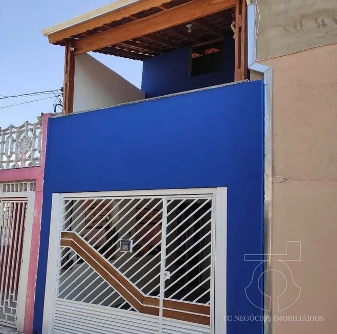 Foto 1 de Casa com 2 Quartos à venda, 191m² em Vila das Oliveiras, Taboão da Serra
