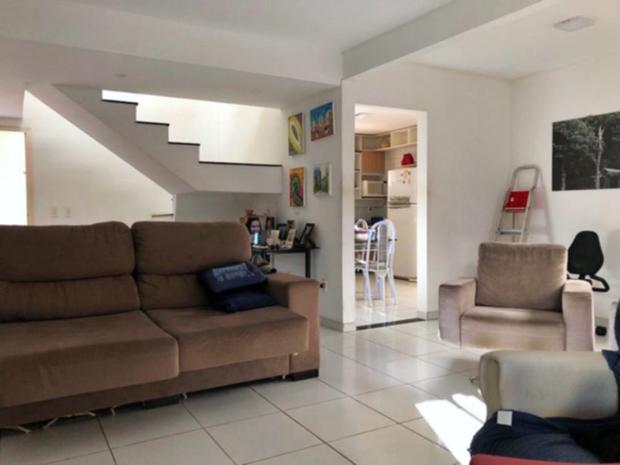 Casa de Condomínio na Rua das Algarobas, 1455, Cidade Satelite em Natal