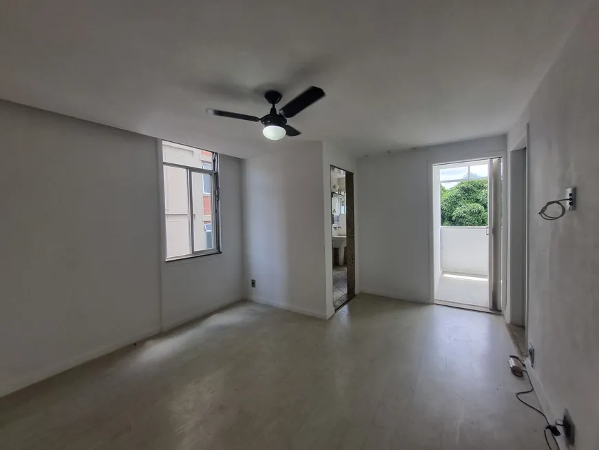 Foto 1 de Apartamento com 1 Quarto à venda, 50m² em Tanque, Rio de Janeiro