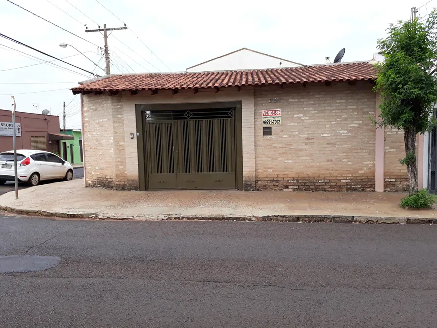 Foto 1 de Casa com 2 Quartos à venda, 135m² em VILA VIRGINIA, Ribeirão Preto