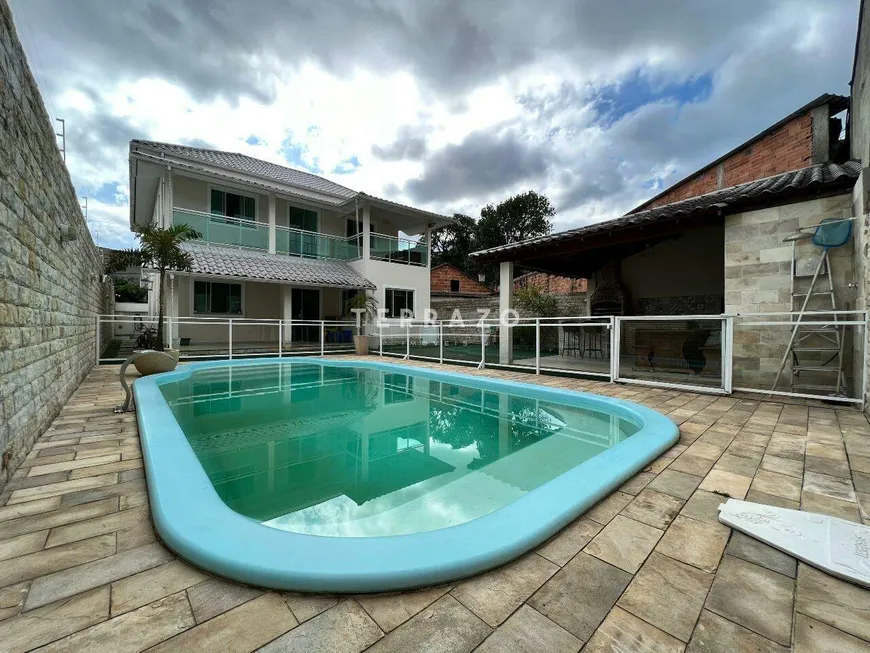 Foto 1 de Casa com 4 Quartos à venda, 297m² em Parque Fleixal, Guapimirim