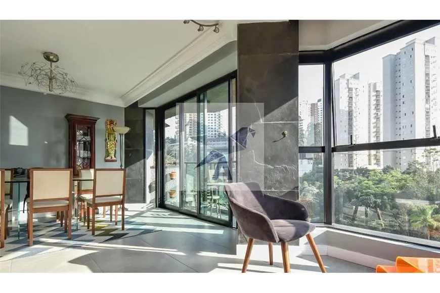 Foto 1 de Apartamento com 2 Quartos à venda, 97m² em Santo Amaro, São Paulo