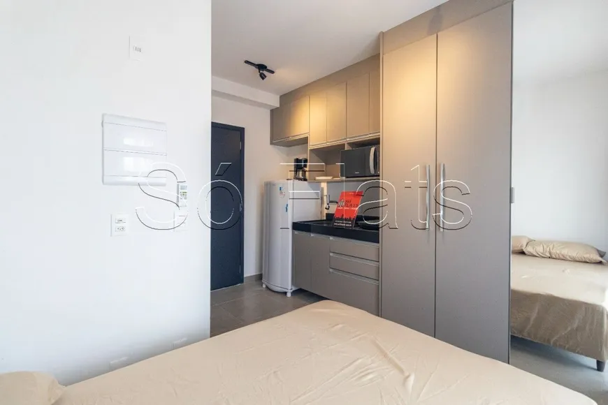 Foto 1 de Apartamento com 1 Quarto para alugar, 20m² em Pinheiros, São Paulo