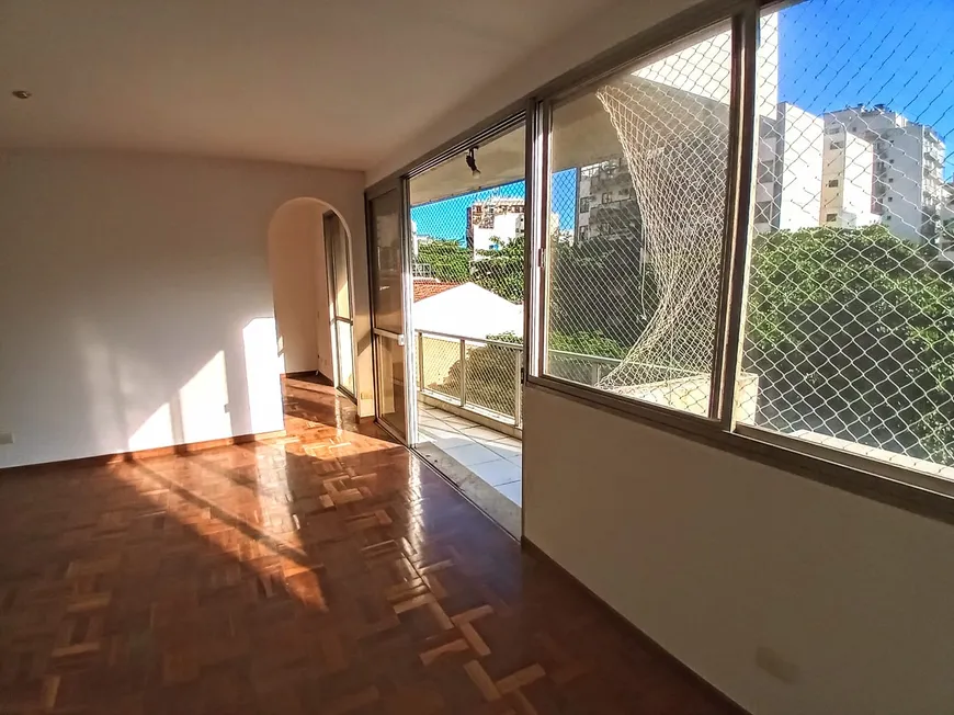 Foto 1 de Apartamento com 4 Quartos à venda, 150m² em Leblon, Rio de Janeiro