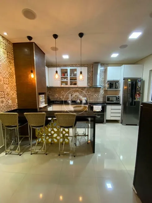 Foto 1 de Sobrado com 4 Quartos à venda, 190m² em Santa Cruz II, Cuiabá