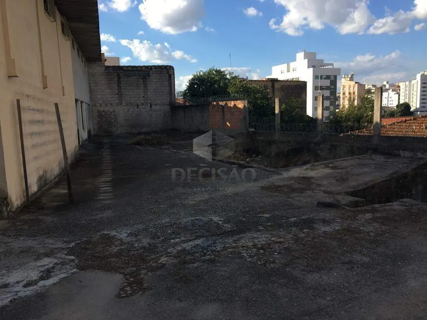 Foto 1 de Lote/Terreno à venda, 1065m² em Floresta, Belo Horizonte