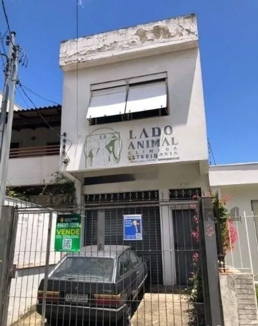 Foto 1 de Casa com 2 Quartos à venda, 169m² em Menino Deus, Porto Alegre