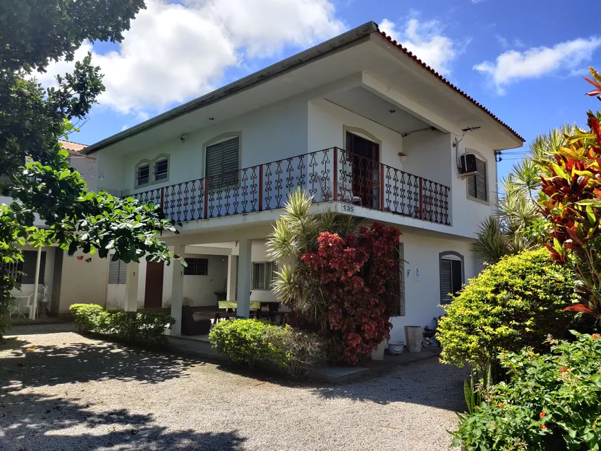 Foto 1 de Casa com 8 Quartos à venda, 350m² em Cachoeira do Bom Jesus, Florianópolis