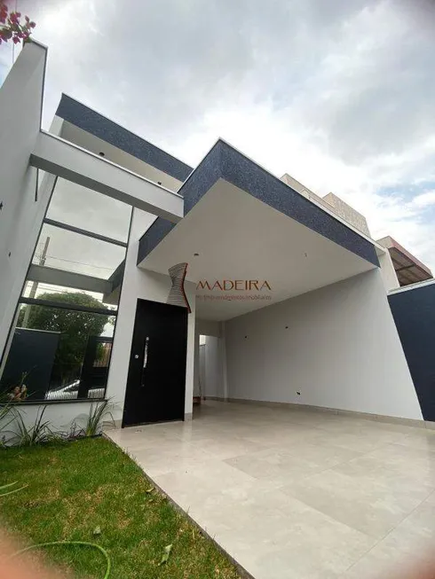 Foto 1 de Casa com 3 Quartos à venda, 100m² em Jardim Dias I, Maringá