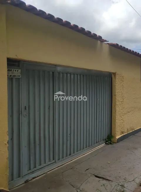 Foto 1 de Casa com 3 Quartos à venda, 156m² em Parque das Laranjeiras, Goiânia
