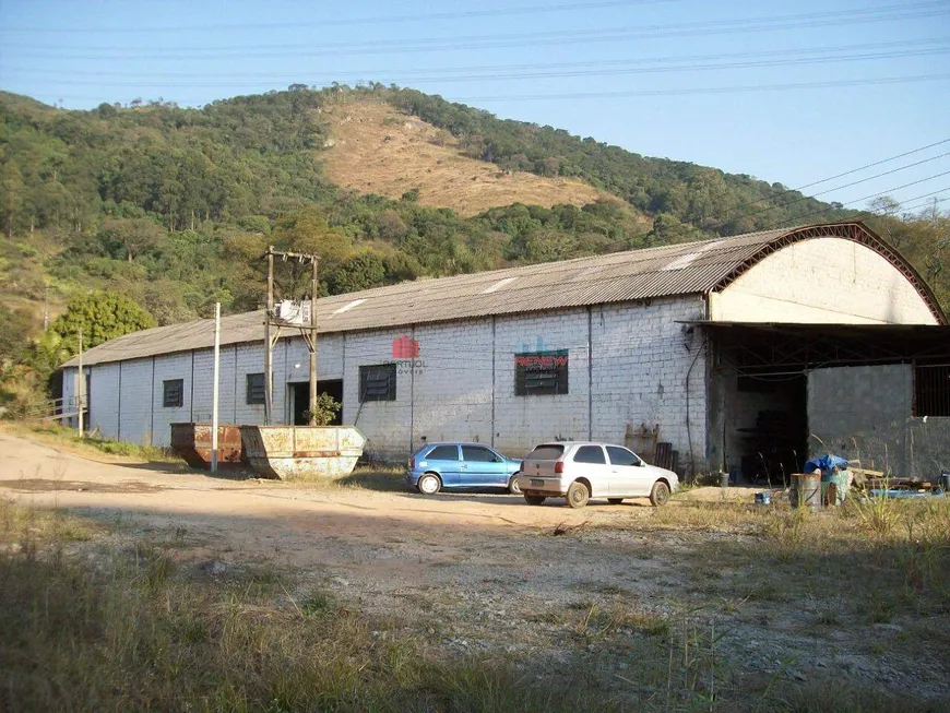 Foto 1 de Galpão/Depósito/Armazém à venda, 1200m² em Laranjeiras, Caieiras