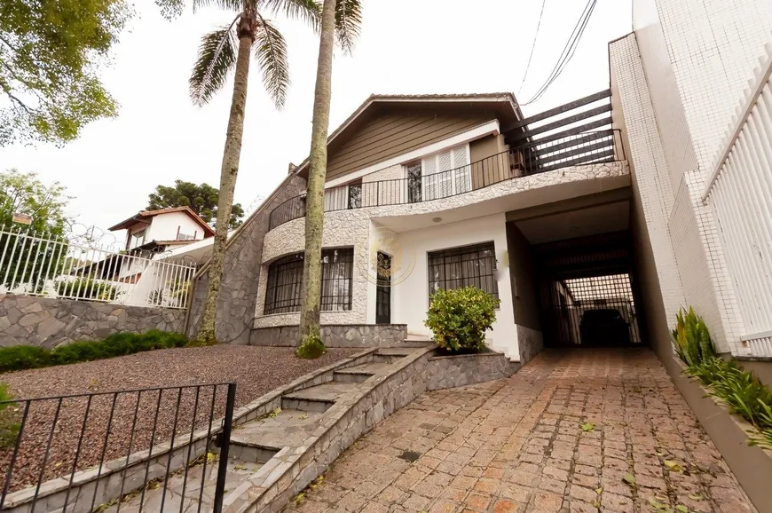 Foto 1 de Casa com 4 Quartos para alugar, 550m² em Hugo Lange, Curitiba