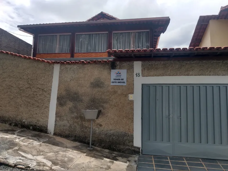 Foto 1 de Casa com 3 Quartos à venda, 160m² em Conjunto Cristina - Sao Benedito, Santa Luzia