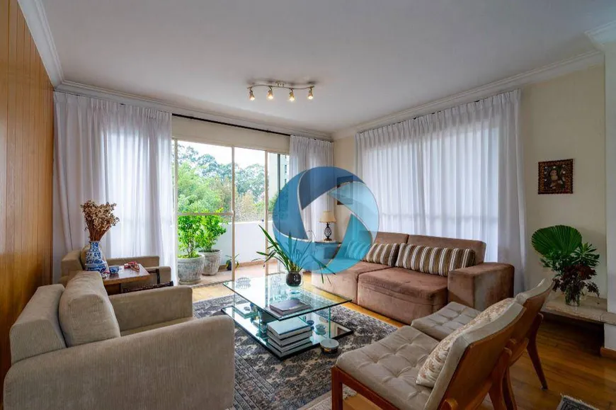 Foto 1 de Apartamento com 3 Quartos à venda, 185m² em Vila Suzana, São Paulo