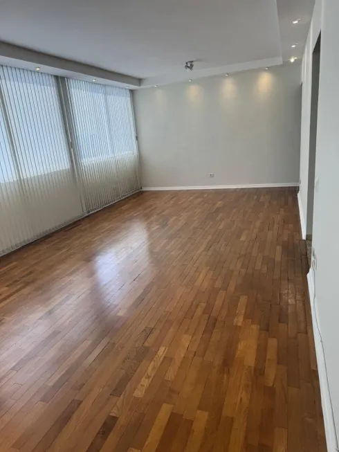 Foto 1 de Apartamento com 2 Quartos para alugar, 140m² em Vila Suzana, São Paulo