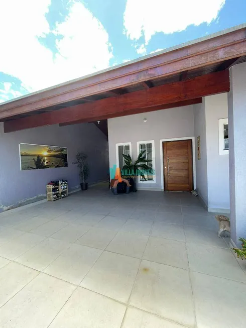 Foto 1 de Casa com 3 Quartos à venda, 390m² em Cidade Jardim, Caraguatatuba