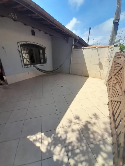Foto 1 de Casa com 2 Quartos à venda, 144m² em Balneário Gaivotas, Itanhaém