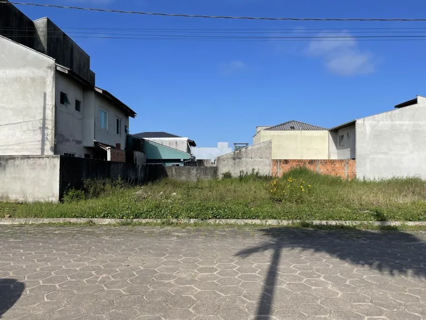 Foto 1 de Lote/Terreno à venda, 187m² em Barra do Sai, Itapoá