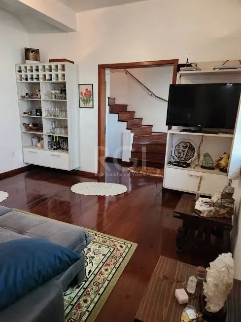 Foto 1 de Casa com 3 Quartos à venda, 150m² em Azenha, Porto Alegre