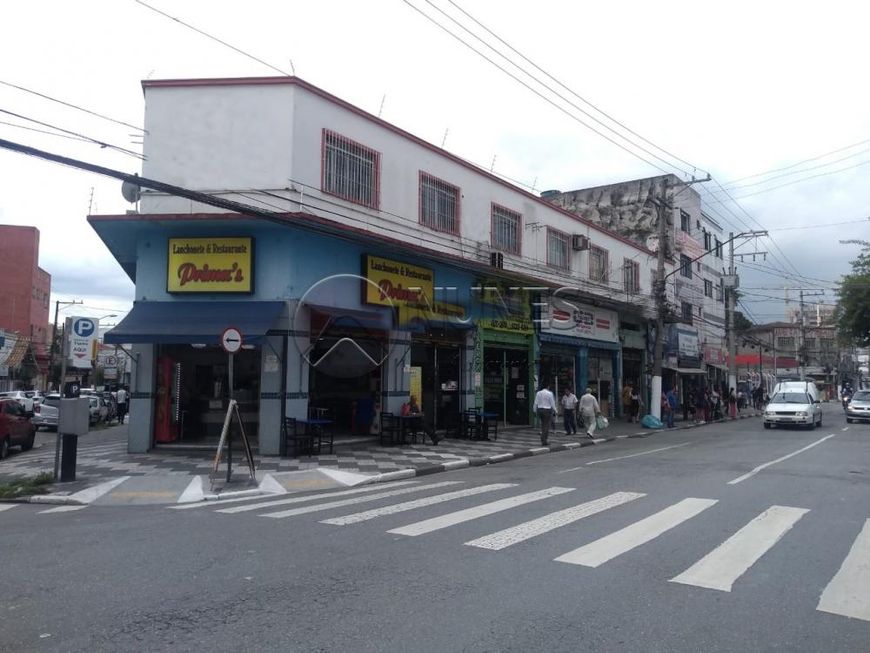 Casa na Praça Vinte e Cinco de Agosto, 39, Centro em Osasco, por R$  4.800/Mês - Viva Real