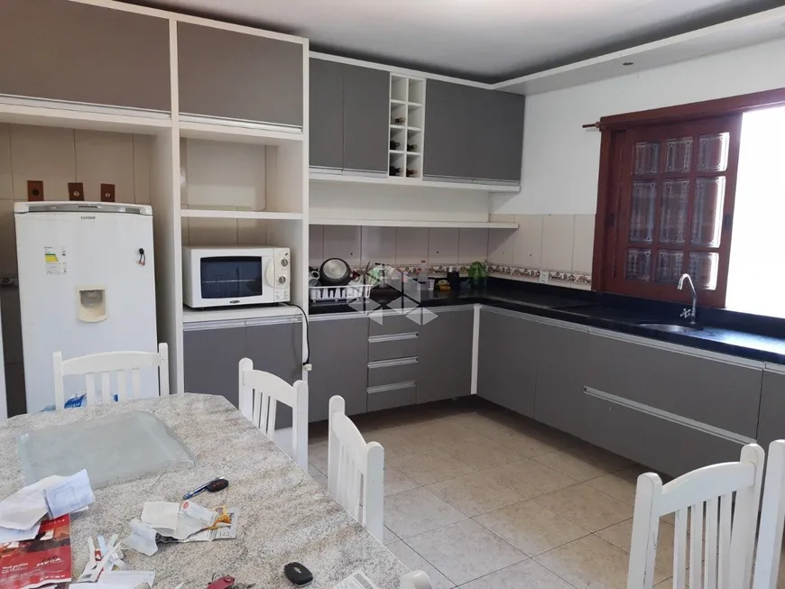 Foto 1 de Casa com 3 Quartos à venda, 169m² em Santa Rosa de Lima, Porto Alegre