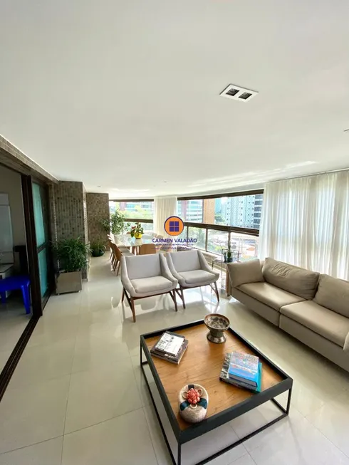 Foto 1 de Apartamento com 4 Quartos para venda ou aluguel, 204m² em Horto Florestal, Salvador