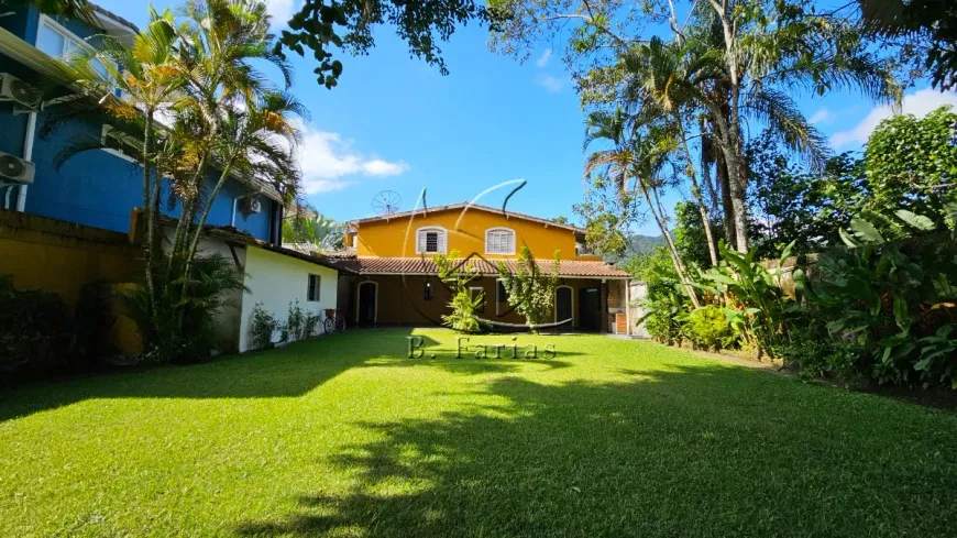 Foto 1 de Casa com 2 Quartos para venda ou aluguel, 160m² em Praia de Juquehy, São Sebastião