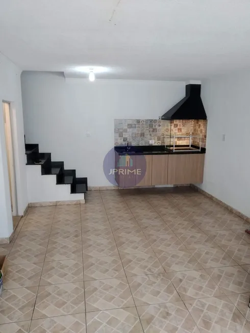 Foto 1 de Sobrado com 3 Quartos para alugar, 115m² em Vila Pires, Santo André