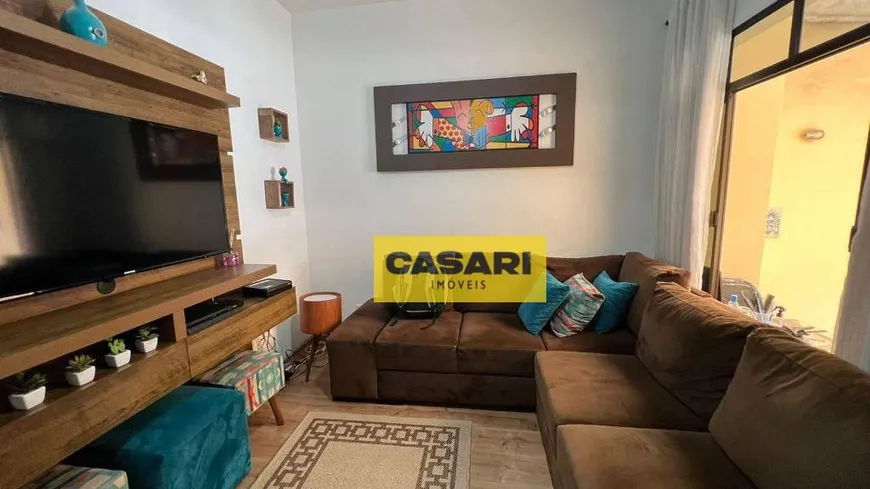 Foto 1 de Casa com 2 Quartos à venda, 94m² em Conjunto Habitacional Franchini, São Bernardo do Campo